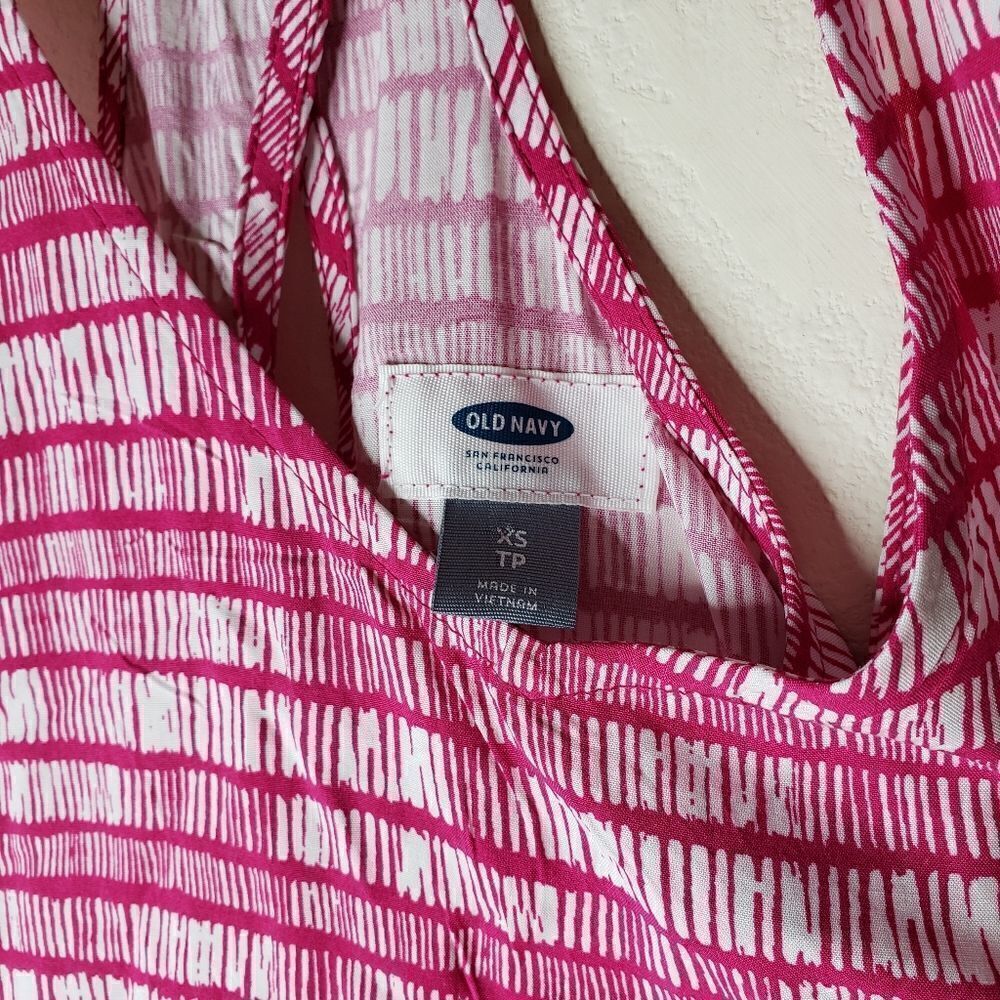 Old Navy Patterned Racerback Shift Dress In Pink & White - Picture 4 of 7